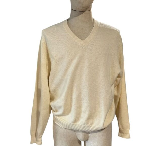 Club Room Vintage Light Yellow Pure Lambswool V-Neck Sweater - Picture 1 of 8